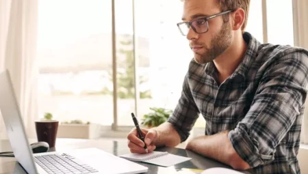 Ödev Yaparak Para Kazanmak: Ayda 10.000 TL